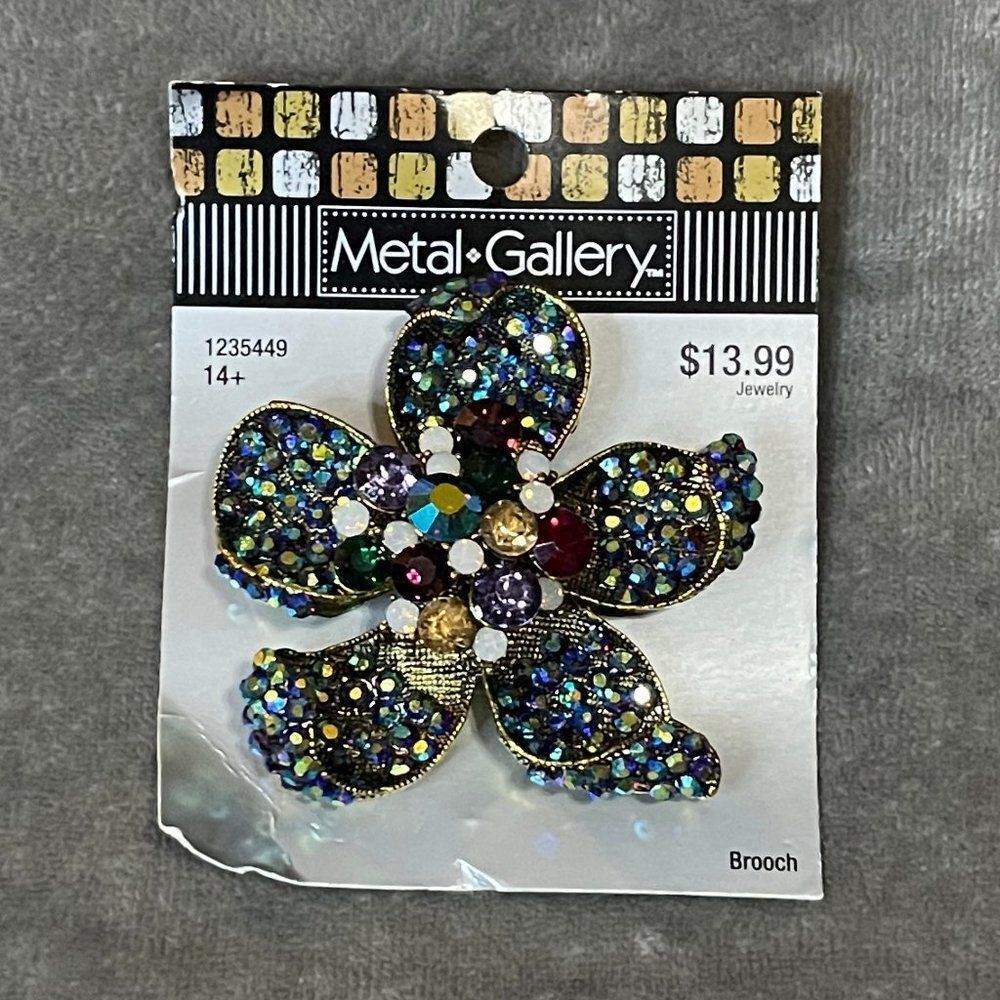Gallery Multicolor Floral Brooch